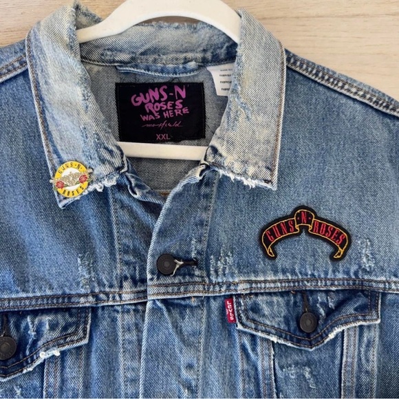 Maxfield Guns N' Roses Was Here Vintage Levi’s Distressed Denim Jean Jacket - Picture 3 of 4